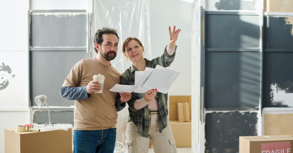 Travaux à faire avant de repeindre un intérieur et préparation des murs