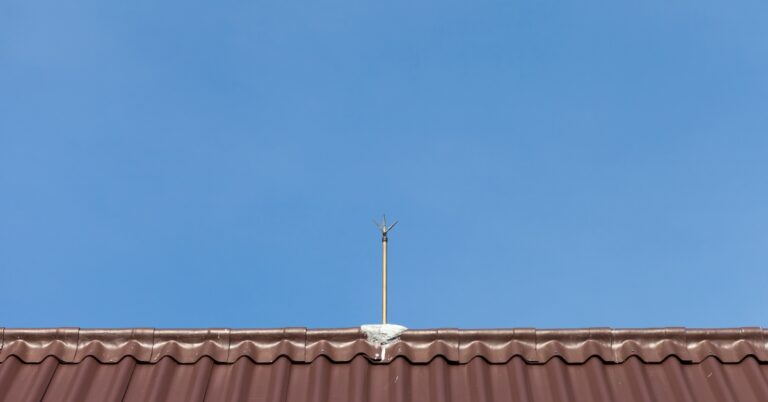 orage installation électrique maison protégée contre les surtensions